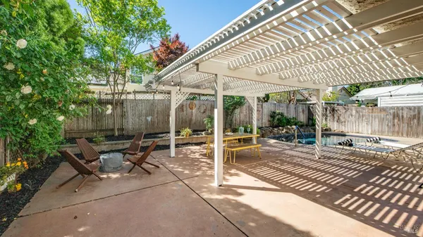 $689,900 | 778 Oak Brook Drive, Vacaville, CA 95687