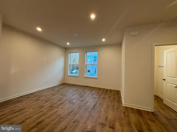 $559,999 | 18004 Alicia Avenue, Dumfries, VA 22026