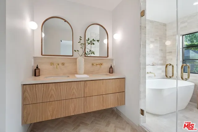 $2,649,999 | 4539 Atoll Avenue, Sherman Oaks, CA 91423