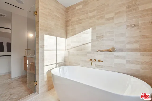 $2,649,999 | 4539 Atoll Avenue, Sherman Oaks, CA 91423