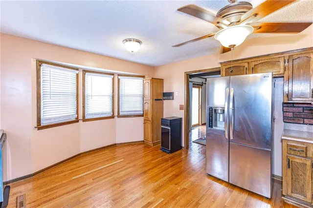 $320,000 | 23650 West 56th Street, Shawnee, KS 66226