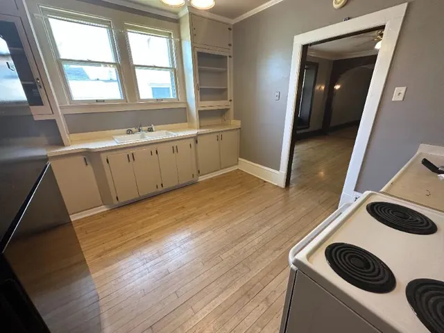 $195,000 | 906 Union Avenue, Unit 908, Sheboygan, WI 53081