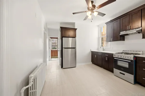 $725,000 | 40 Yonkers Avenue, Yonkers, NY 10701