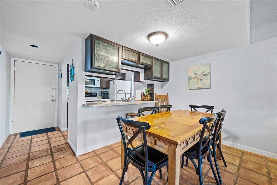 2003 North Fulton Beach Road, Unit 36 Rockport, TX 78382 - Photo 6 of 38