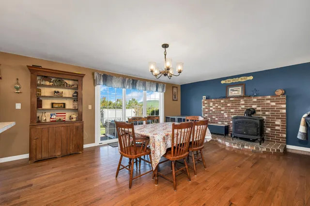 $775,000 | 22 North Town Farm Road, Oxford, ME 04270