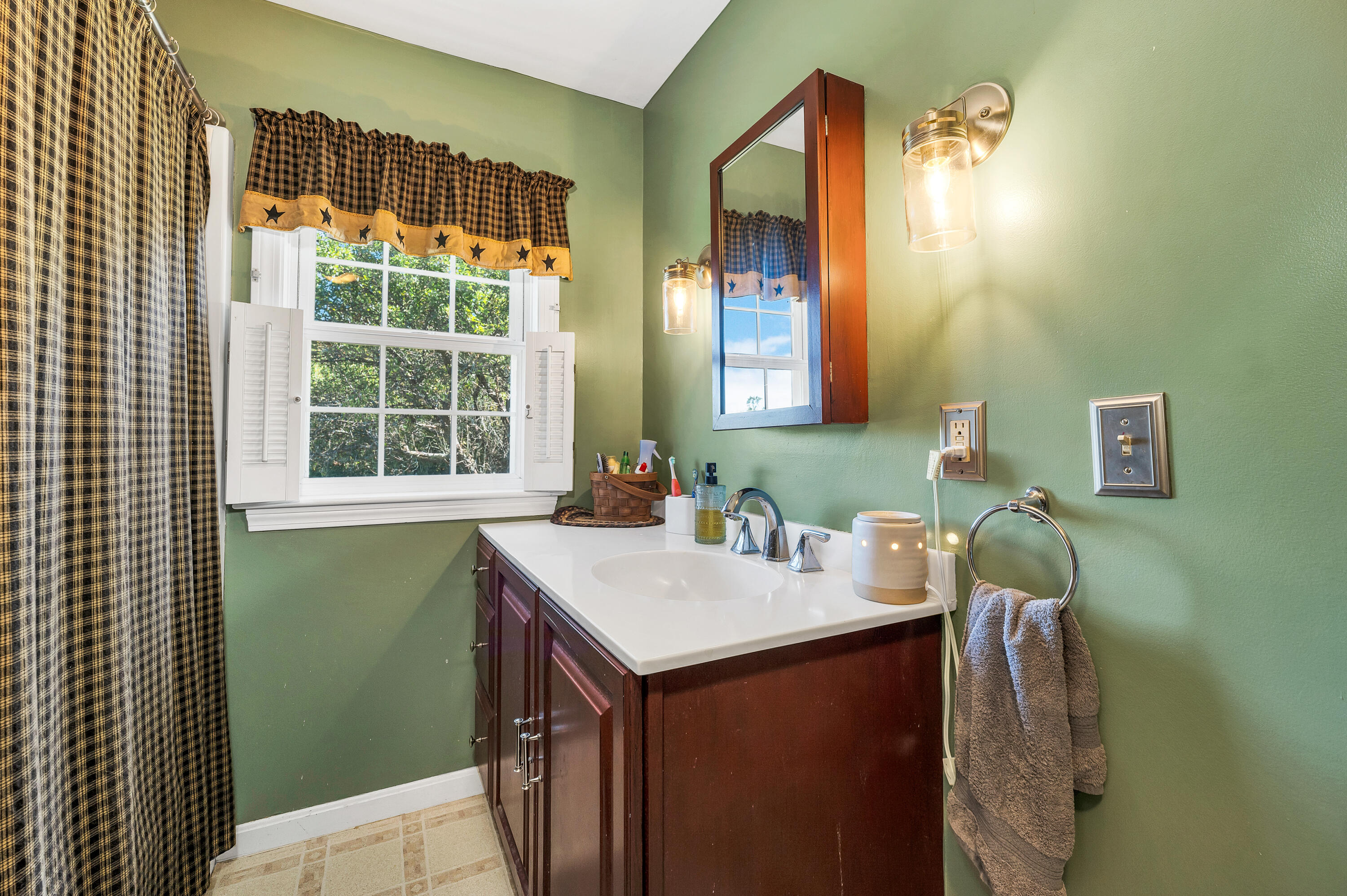 22 North Town Farm Road Oxford, ME 04270 - Photo 26 of 70 Full Bath