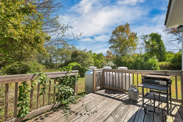 $775,000 | 22 North Town Farm Road, Oxford, ME 04270