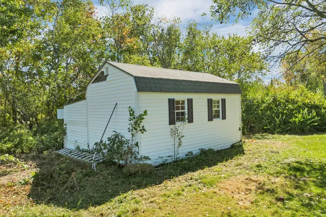 $775,000 | 22 North Town Farm Road, Oxford, ME 04270