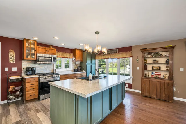 $775,000 | 22 North Town Farm Road, Oxford, ME 04270