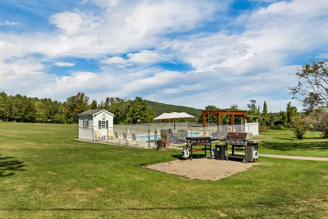 $775,000 | 22 North Town Farm Road, Oxford, ME 04270