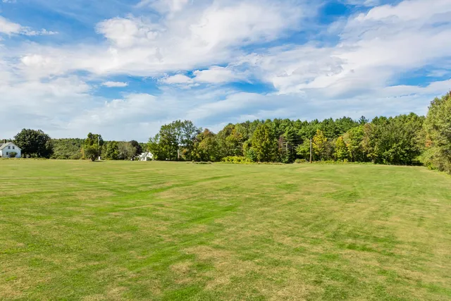 $775,000 | 22 North Town Farm Road, Oxford, ME 04270