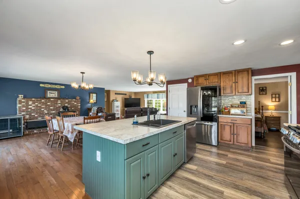 $775,000 | 22 North Town Farm Road, Oxford, ME 04270
