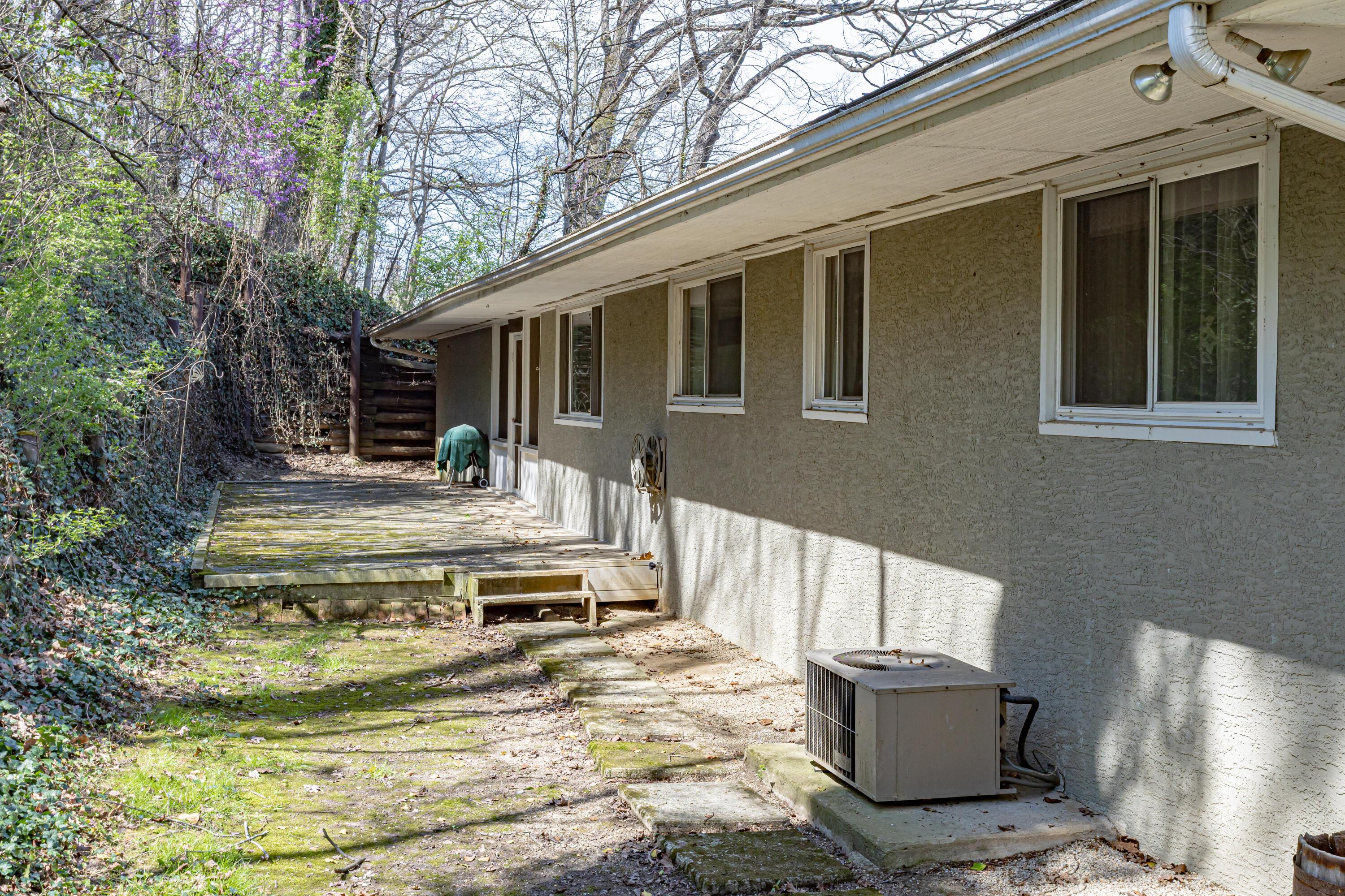 70 Riverside Drive Galloway, OH 43119 - Photo 5 of 57