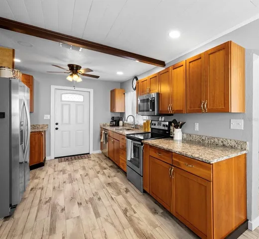 $329,900 | 7121 122nd Avenue East, Parrish, FL 34219