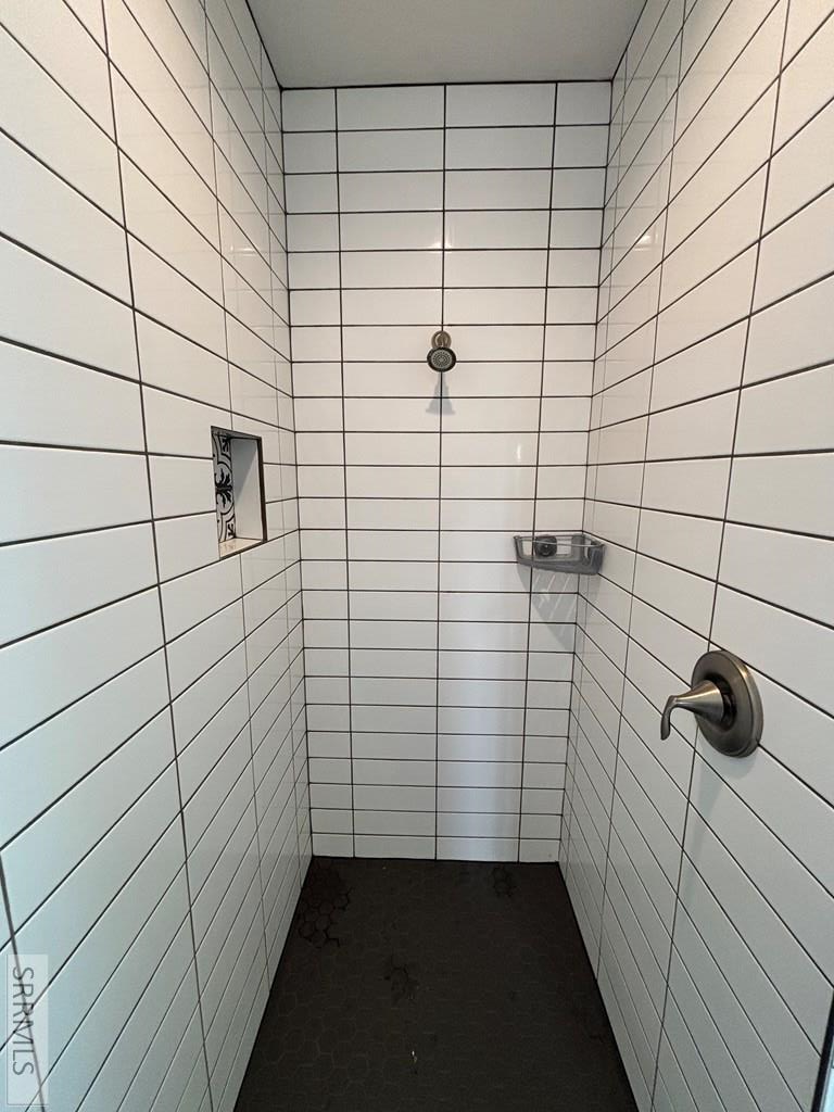 3112 South Chartwell Garden Ammon, ID 83406 - Photo 14 of 42 Master shower
