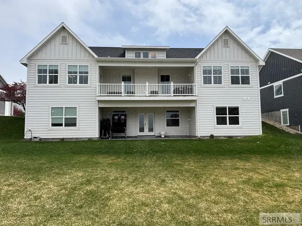 $605,000 | 3112 South Chartwell Garden, Ammon, ID 83406