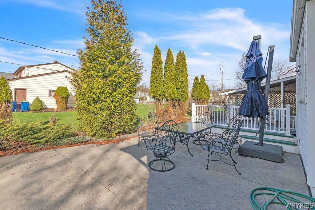 146 North Brier Road Amherst, NY 14228 - Photo 9 of 47