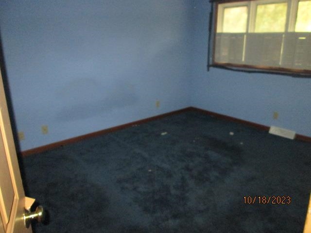 3466 Dallas Road Rockford, IL 61109 - Photo 12 of 19 Gallery Image 12