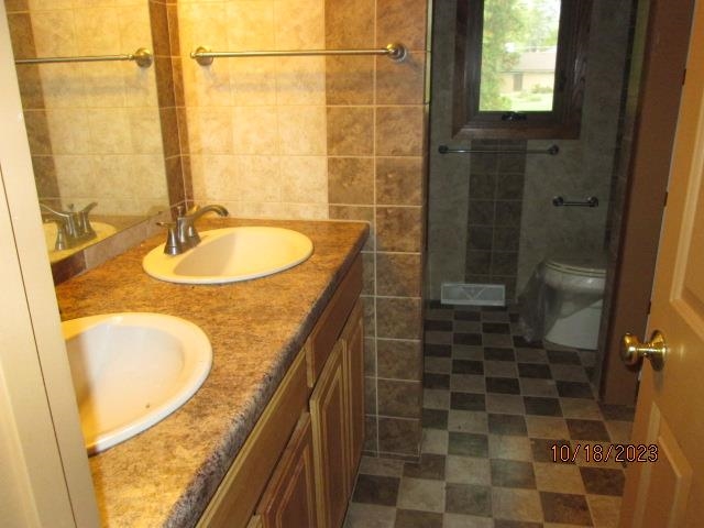 3466 Dallas Road Rockford, IL 61109 - Photo 13 of 19 Gallery Image 13