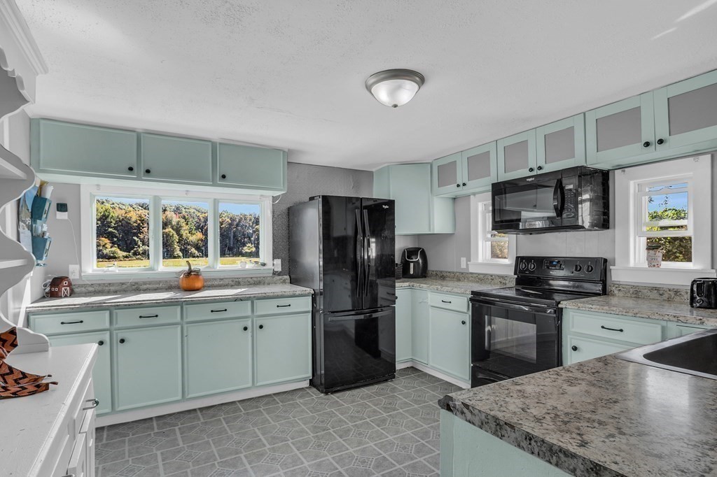 95 Ferry Road Salisbury, MA 01952 - Photo 12 of 41 Gallery Image 12