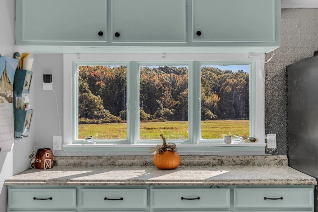 95 Ferry Road Salisbury, MA 01952 - Photo 14 of 41 Gallery Image 14