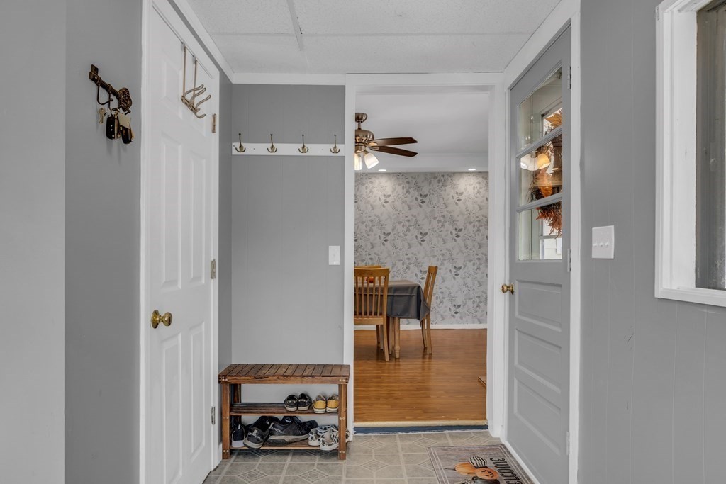 95 Ferry Road Salisbury, MA 01952 - Photo 10 of 41 Gallery Image 10