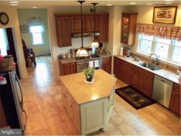 485 Hartman Road Reading, PA 19606 - Photo 3 of 25