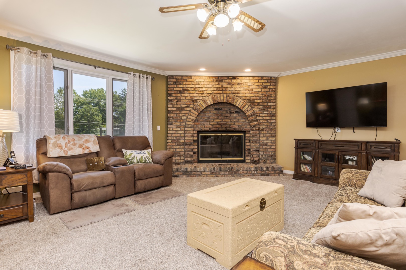 1604 6 Points Road Bloomington, IL 61701 - Photo 17 of 40