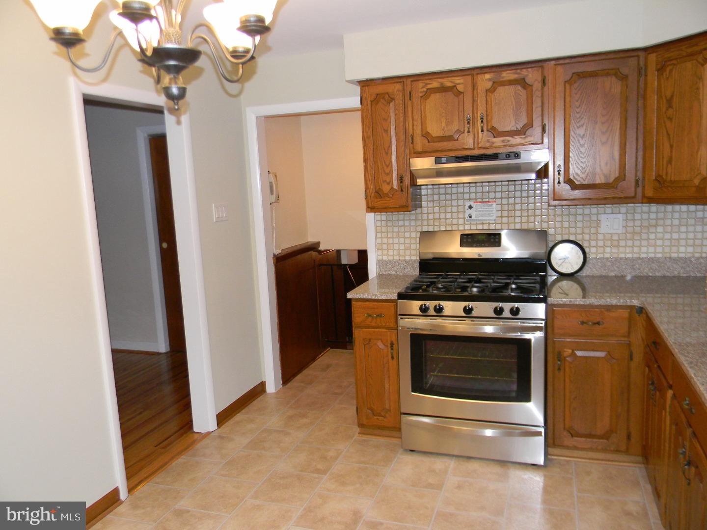 9969 Verree Road Philadelphia, PA 19115 - Photo 19 of 25