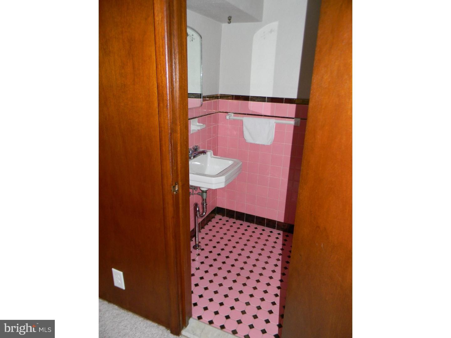 9969 Verree Road Philadelphia, PA 19115 - Photo 22 of 25