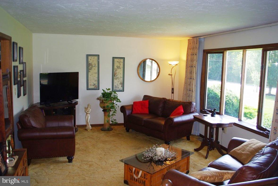 610 Mehring Road Littlestown, PA 17340 - Photo 4 of 30 Gallery Image 4