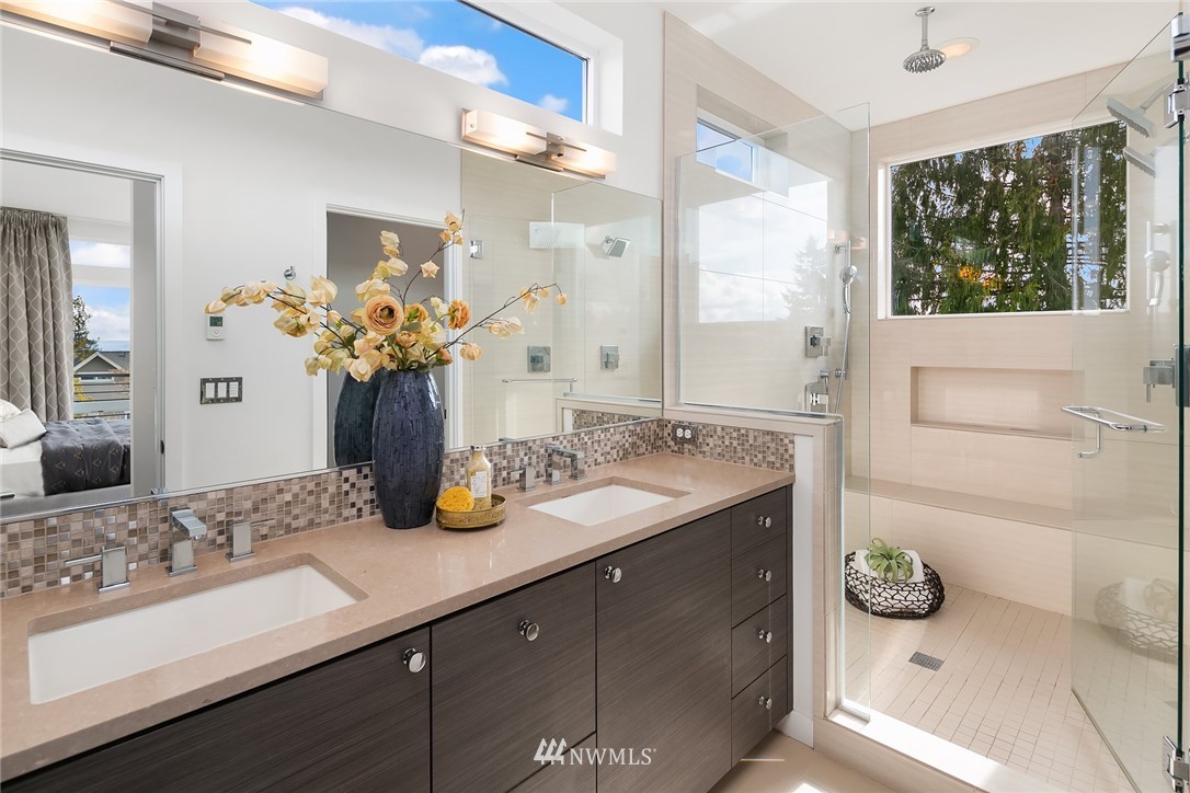 3935 Southwest Southern Street Seattle, WA 98136 - Photo 17 of 29