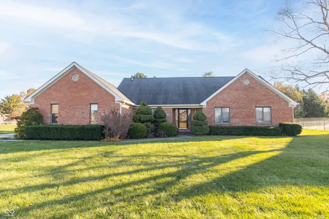 $450,000 | 12253 Sunrise Drive, Indianapolis, IN 46229