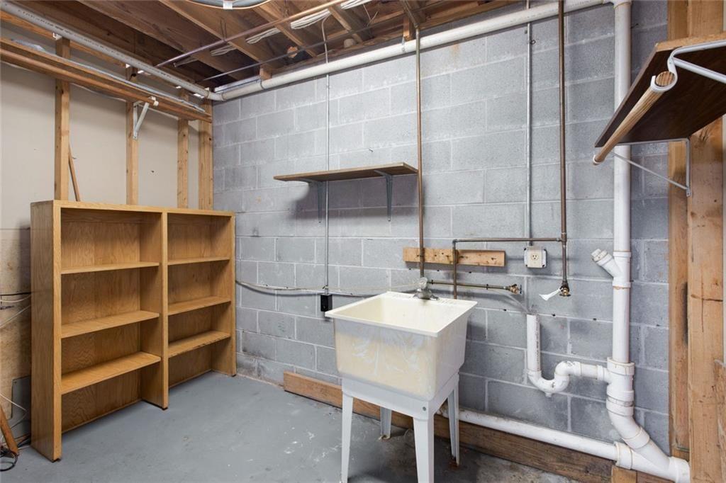 6464 Westerly Way Douglasville, GA 30135 - Photo 23 of 40 a bathroom with a sink and a mirror