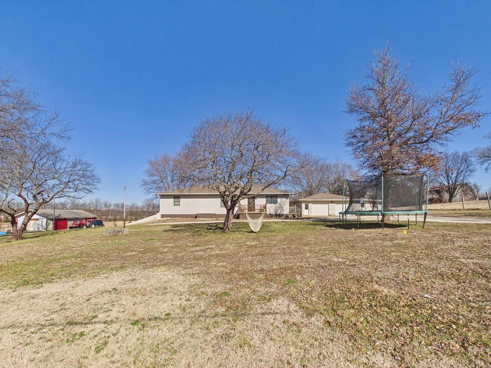 2317 Maple Road Fort Scott, KS 66701 - Photo 2 of 70