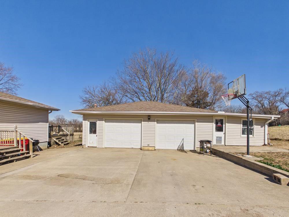 2317 Maple Road Fort Scott, KS 66701 - Photo 37 of 70