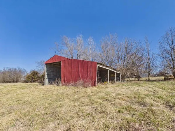 $359,500 | 2317 Maple Road, Fort Scott, KS 66701