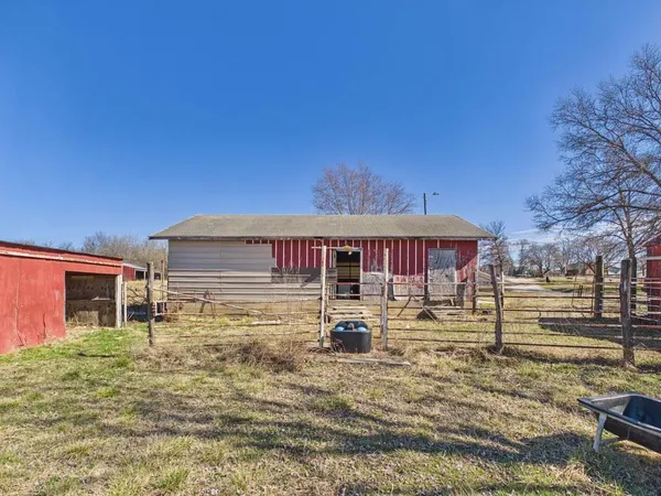 $359,500 | 2317 Maple Road, Fort Scott, KS 66701