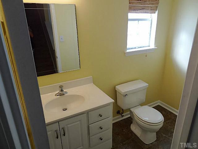 532 High Ridge Drive Durham, NC 27707 - Photo 8 of 20 Bathroom