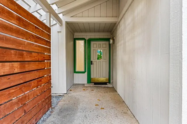 a view of a entrance door of the house