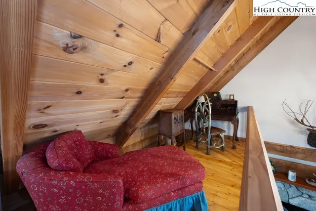 $749,000 | 126 Rock Spring Circle, Sugar Mountain, NC 28604