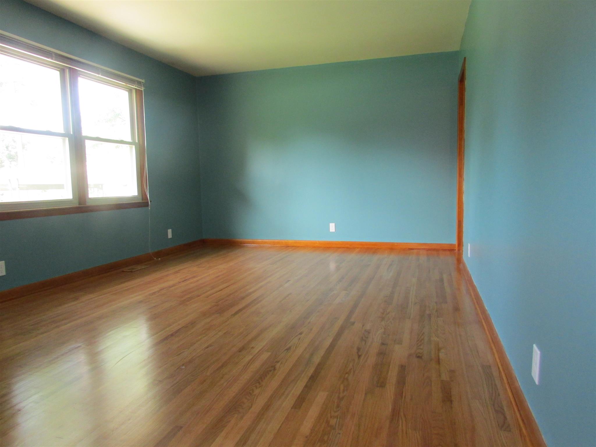 508 Riverside Drive Manchester, TN 37355 - Photo 3 of 19 Gallery Image 3