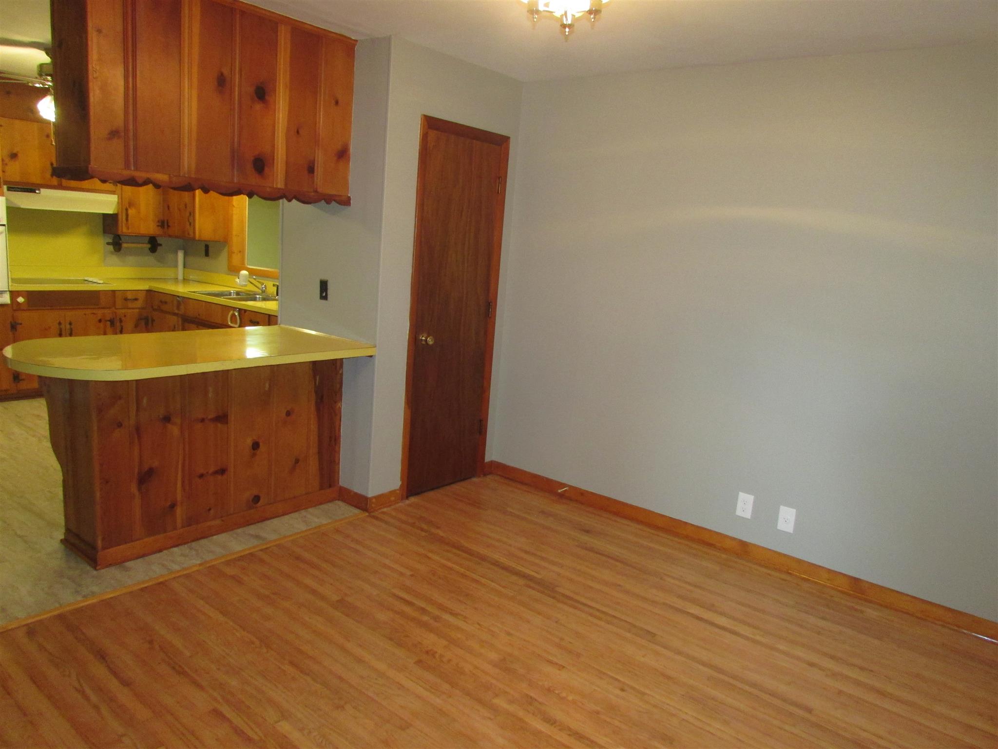 508 Riverside Drive Manchester, TN 37355 - Photo 6 of 19 Gallery Image 6
