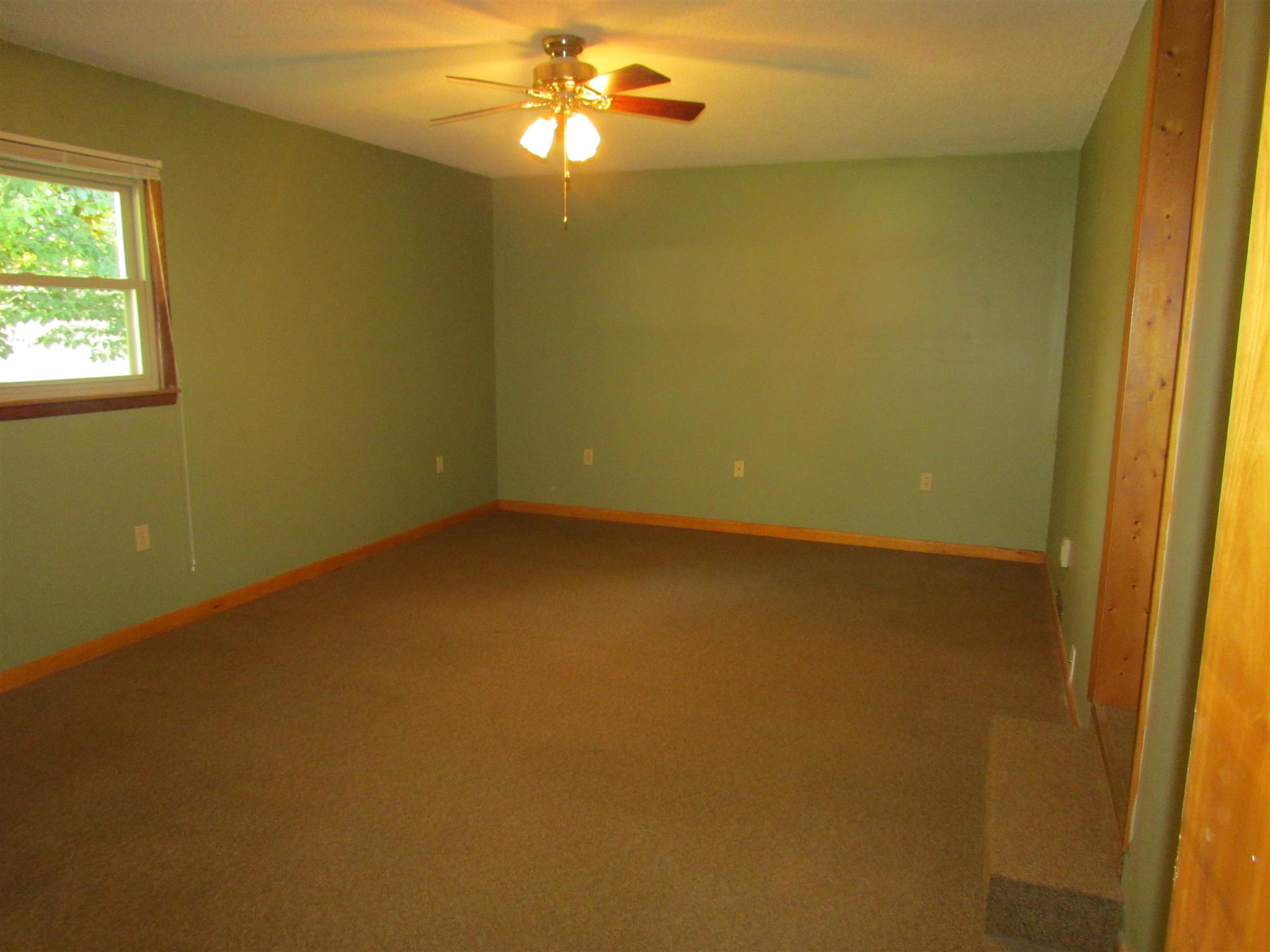 508 Riverside Drive Manchester, TN 37355 - Photo 10 of 19 Gallery Image 10