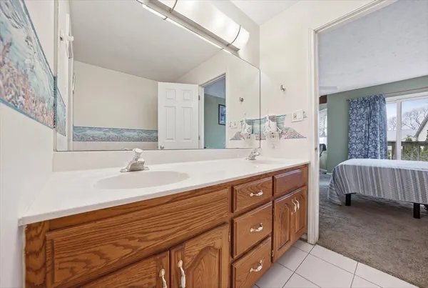 $260,000 | 2201 Daffodil Drive, Crest Hill, IL 60403