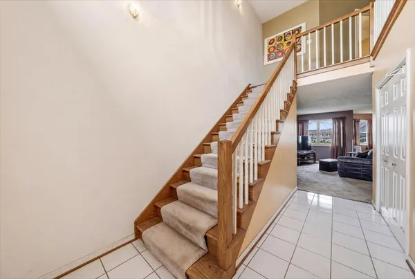 $260,000 | 2201 Daffodil Drive, Crest Hill, IL 60403