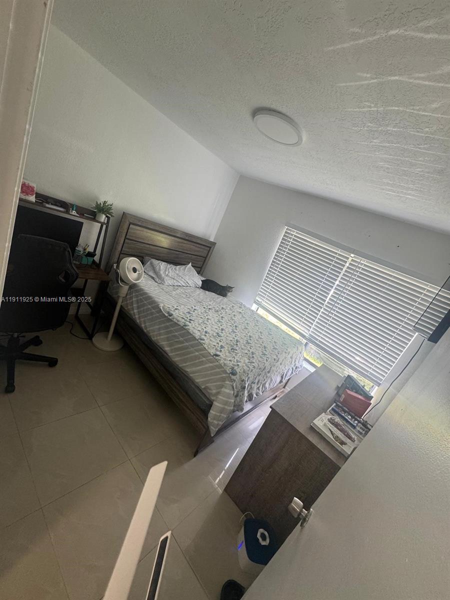 13320 Southwest 99th Street Miami, FL 33186 - Photo 19 of 26