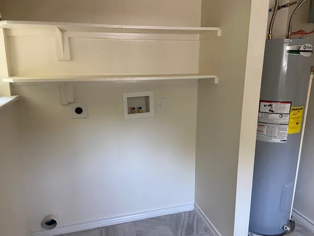 $1,550 | 823 Monterrey Street, Lockhart, TX 78644