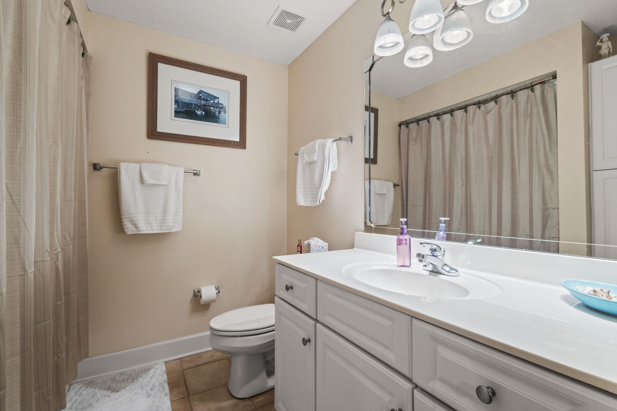 27580 Canal Road, Unit 1517 Orange Beach, AL 36561 - Photo 12 of 23 Bathroom