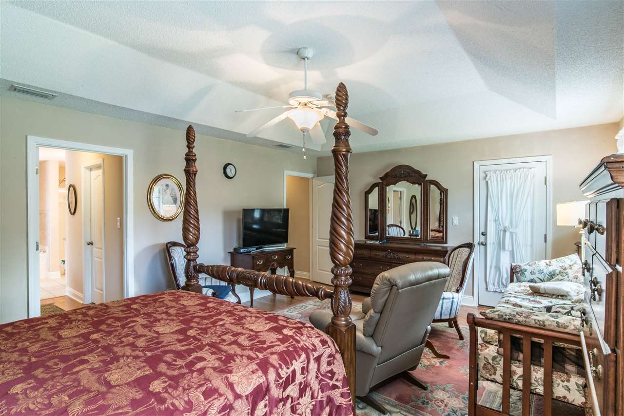 1060 Destin Avenue Foley, AL 36535 - Photo 10 of 33